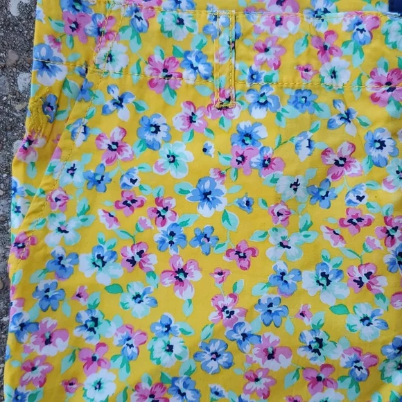 Polo Ralph Lauren Spring Yellow Flower Shorts Girls 14 - Picture 2 of 6